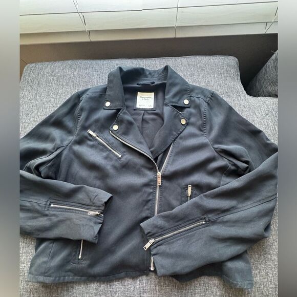 Abercrombie & Fitch Black Moto Jacket Asymmetrical Zipper
Size Large - Picture 5 of 12